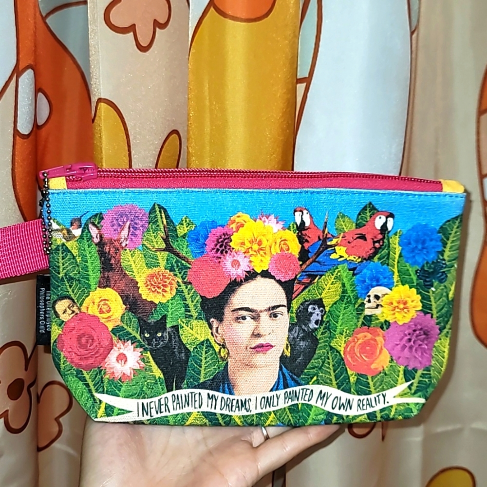 Frida Kahlo print cosmetic bag animal floral design zipper closure TUPG b17